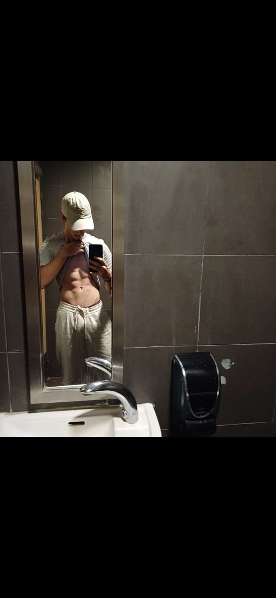 Profil de Mitia
